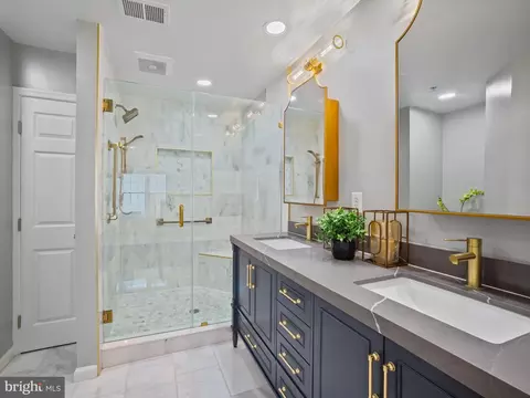 Bath - 8511 Cameron St, Silver Spring, MD 20910 photo 1 of 4