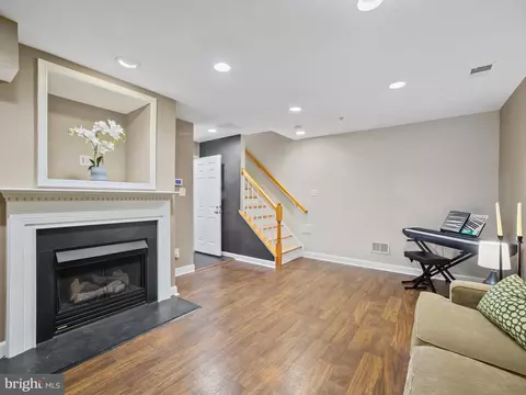 Living - 8511 Cameron St, Silver Spring, MD 20910 photo 1 of 4