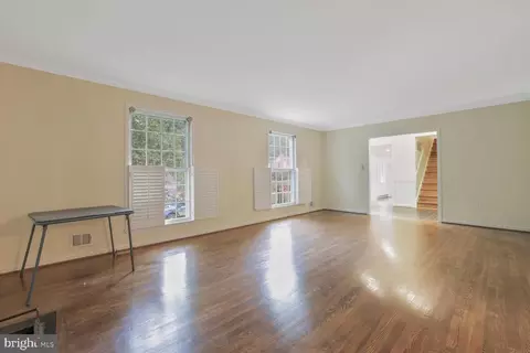 7312 Masters Dr, Potomac, MD 20854 photo 8