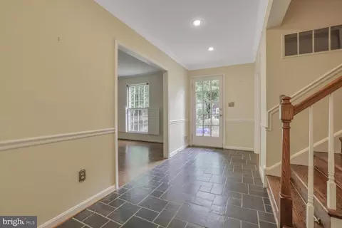 7312 Masters Dr, Potomac, MD 20854 photo 6