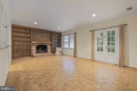 7312 Masters Dr, Potomac, MD 20854 photo 12