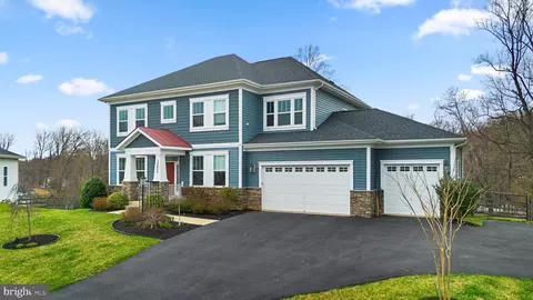 18608 Compher Ct, Poolesville, MD 20837 photo 2
