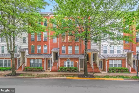 624 B Main St #624B, Gaithersburg, MD 20878