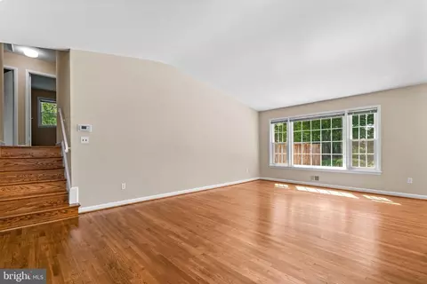 13003 Hathaway Dr, Silver Spring, MD 20906 photo 3