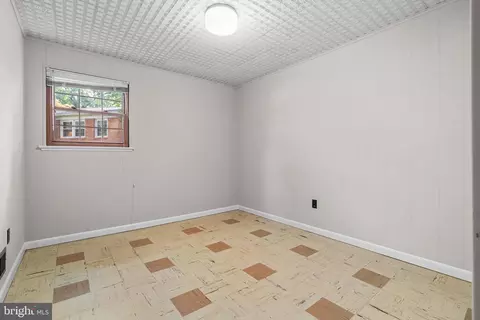 13003 Hathaway Dr, Silver Spring, MD 20906 photo 30