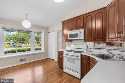 13003 Hathaway Dr, Silver Spring, MD 20906 photo 12