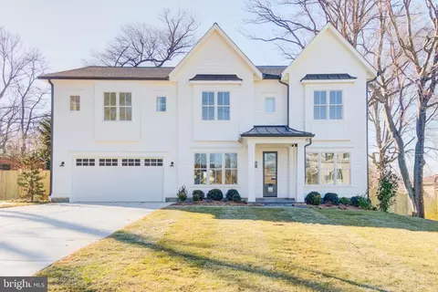 7408 Pyle Rd, Bethesda, MD 20817