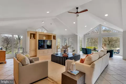 Living - 12212 Drews Ct, Potomac, MD 20854 photo 2 of 6