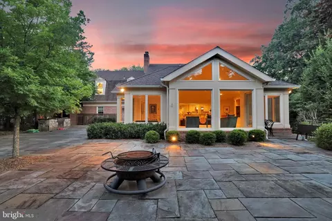 Exterior - 12212 Drews Ct, Potomac, MD 20854 photo 10 of 17