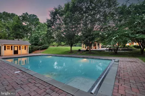 Exterior - 12212 Drews Ct, Potomac, MD 20854 photo 8 of 17