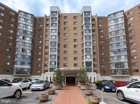 15115 Interlachen Dr #3-625, Silver Spring, MD 20906