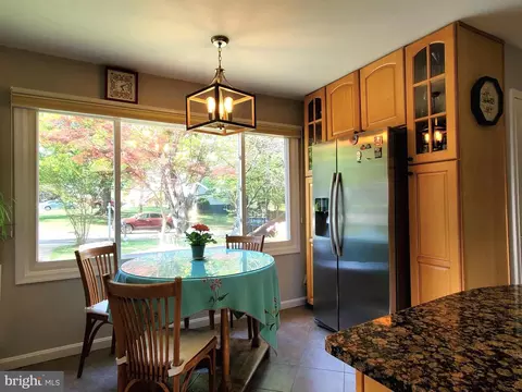 Kitchen - 1516 Winding Waye Ln, Silver Spring, MD 20902 photo 6 of 7