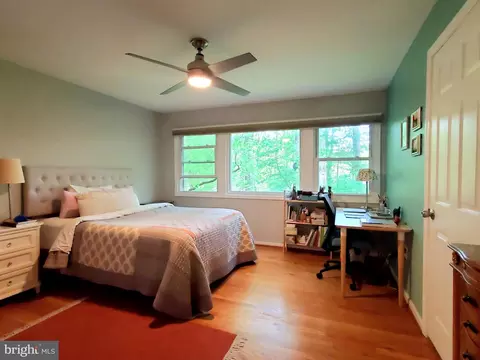 Bedroom - 1516 Winding Waye Ln, Silver Spring, MD 20902 photo 1 of 7