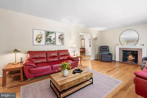 Living - 13709 Wendover Rd, Silver Spring, MD 20904 photo 3 of 5