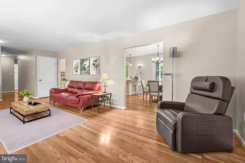 Living - 13709 Wendover Rd, Silver Spring, MD 20904 photo 2 of 5
