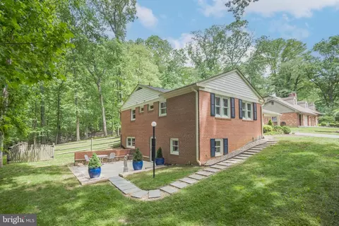 Exterior - 13709 Wendover Rd, Silver Spring, MD 20904 photo 2 of 14