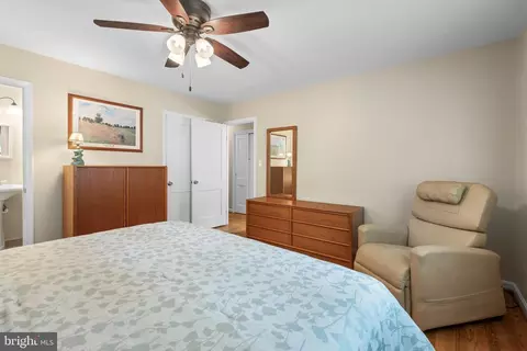 Bedroom - 13709 Wendover Rd, Silver Spring, MD 20904 photo 2 of 4