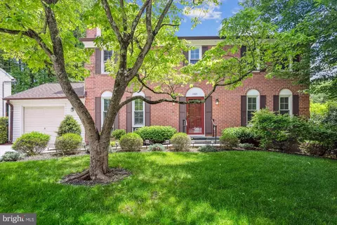 1601 Winding Waye Ln, Silver Spring, MD 20902