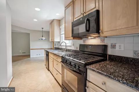 1601 Winding Waye Ln, Silver Spring, MD 20902 photo 6