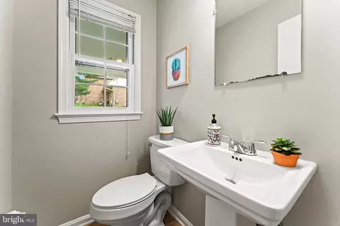524 Stone House Ln, Silver Spring, MD 20905 photo 16