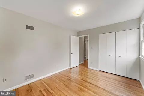 524 Stone House Ln, Silver Spring, MD 20905 photo 26