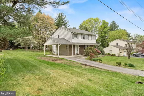 524 Stone House Ln, Silver Spring, MD 20905 photo 3