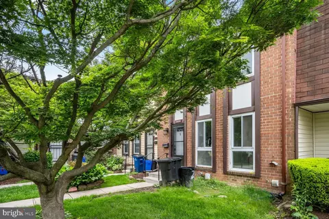 2456 Sun Valley Cir #7-M, Silver Spring, MD 20906 photo 2