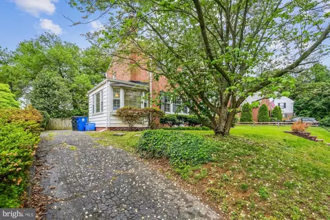 Exterior - 1918 Brisbane St, Silver Spring, MD 20902 photo 14 of 25