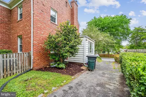 Exterior - 1918 Brisbane St, Silver Spring, MD 20902 photo 13 of 25