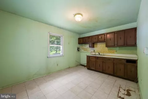 18305 Brooke Rd, Sandy Spring, MD 20860 photo 7
