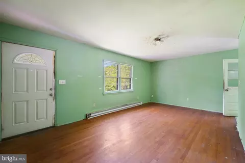 18305 Brooke Rd, Sandy Spring, MD 20860 photo 5