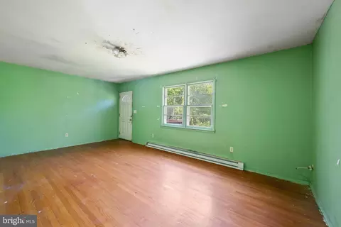 18305 Brooke Rd, Sandy Spring, MD 20860 photo 6