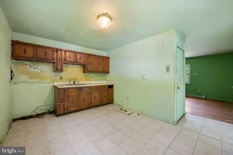 18305 Brooke Rd, Sandy Spring, MD 20860 photo 8