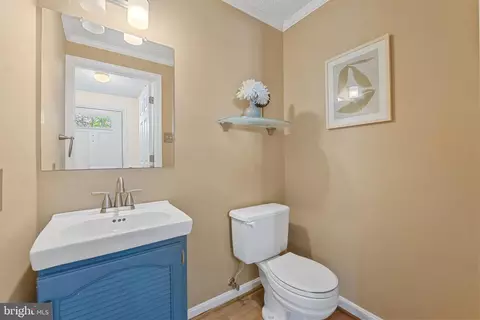 25623 Coltrane Dr, Damascus, MD 20872 photo 8