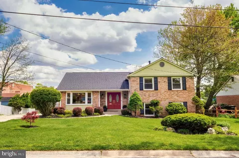 8504 Buckhannon Dr, Potomac, MD 20854