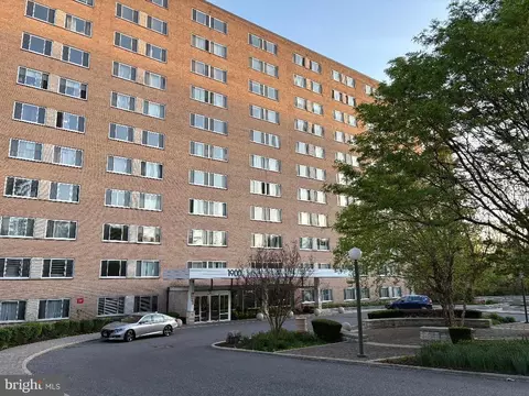 1900 Lyttonsville Rd #1006, Silver Spring, MD 20910