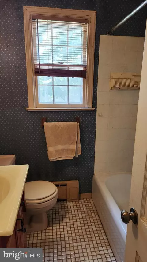 13918 Crest Hill Ln, Silver Spring, MD 20905 photo 33