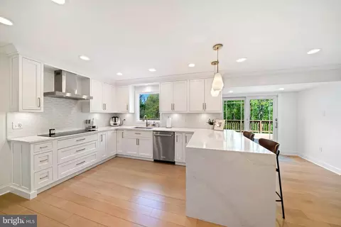 Kitchen - 14628 Cutstone Way, Silver Spring, MD 20905 photo 2 of 5