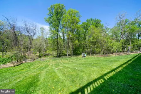 Exterior - 14628 Cutstone Way, Silver Spring, MD 20905 photo 8 of 14