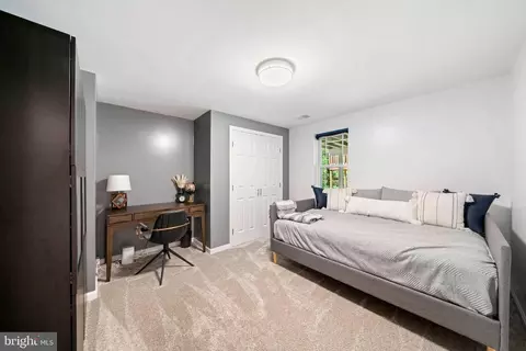 Bedroom - 14628 Cutstone Way, Silver Spring, MD 20905 photo 5 of 6