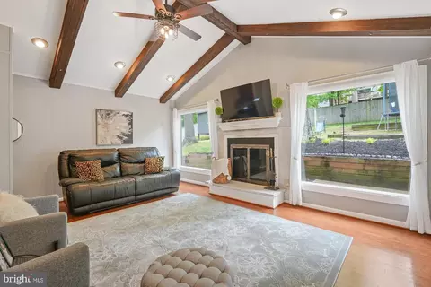 15109 Watergate Rd, Silver Spring, MD 20905 photo 31