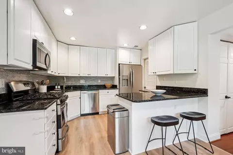 15109 Watergate Rd, Silver Spring, MD 20905 photo 3