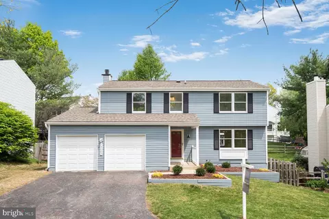 19229 Gunnerfield Ln, Germantown, MD 20874