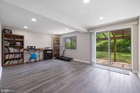 916 Hyde Rd, Silver Spring, MD 20902 photo 23