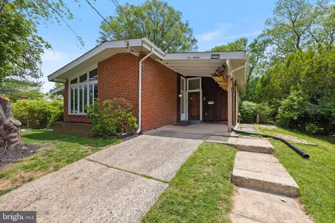 916 Hyde Rd, Silver Spring, MD 20902 photo 2