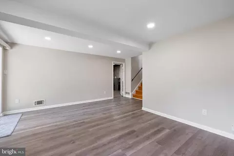 916 Hyde Rd, Silver Spring, MD 20902 photo 22