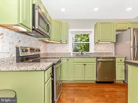 Kitchen - 12230 Selfridge Rd, Silver Spring, MD 20906 photo 2 of 4