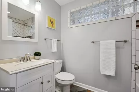 Bath - 26105 Cornor Dr, Damascus, MD 20872 photo 1 of 4