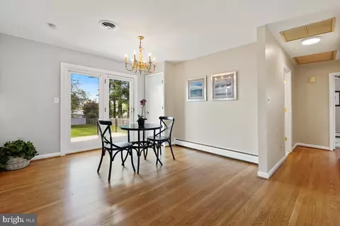 Dining - 26105 Cornor Dr, Damascus, MD 20872 photo 1 of 3