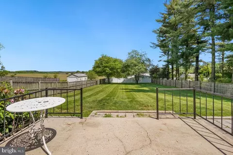 Other - 26105 Cornor Dr, Damascus, MD 20872 photo 7 of 8